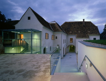 Click to enlarge Museen, Schulen und öffentliche Bauten